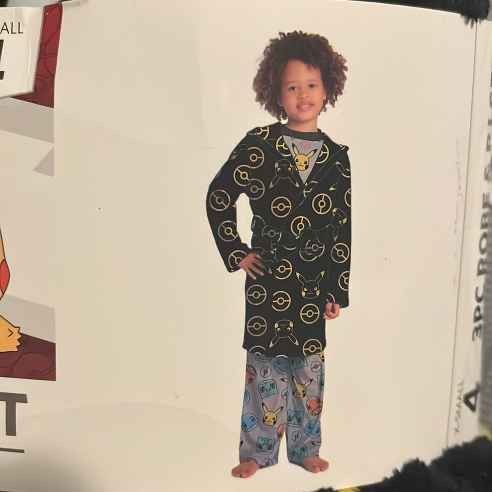 Pokémon 3Pcs Robe  & PJ Set 4T